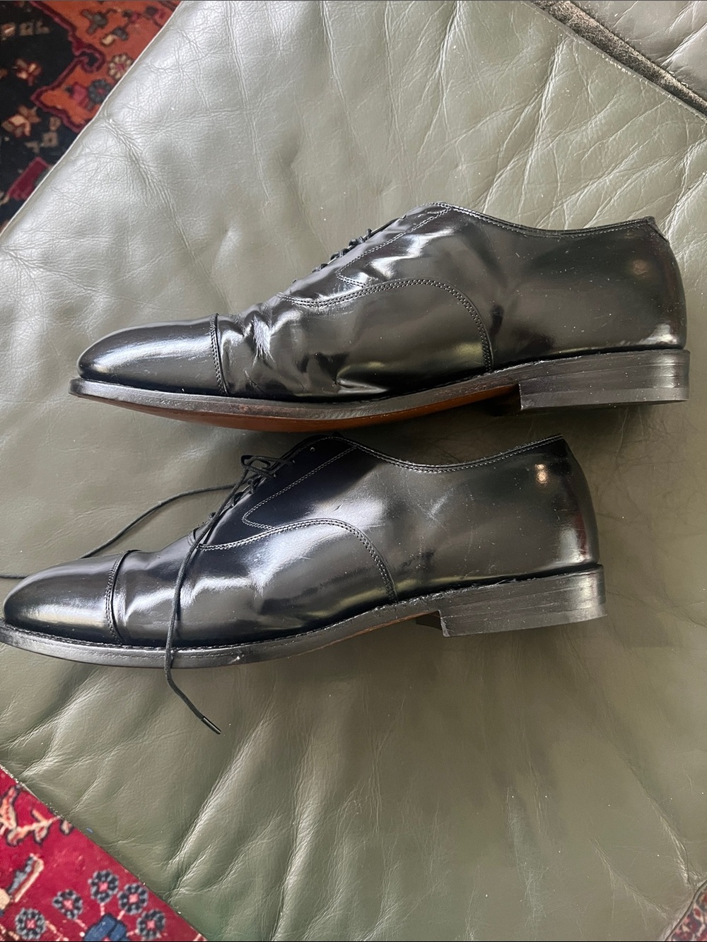 Johnston & Murphy Melton Cap Toe shoes with replaced soles & heals. Size 10 D.